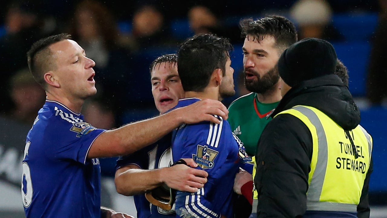 Hiddink confirms Diego Costa punched hole in tunnel wall